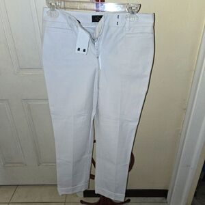White House Black Market Feather-White Women's Petite Capri Work Pants